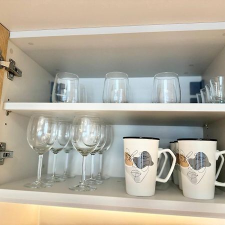 Lux Residence Ampelokipi Athena Bagian luar foto
