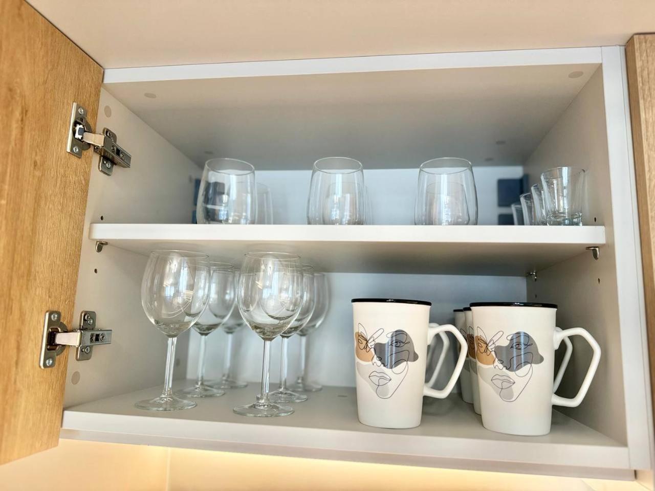 Lux Residence Ampelokipi Athena Bagian luar foto