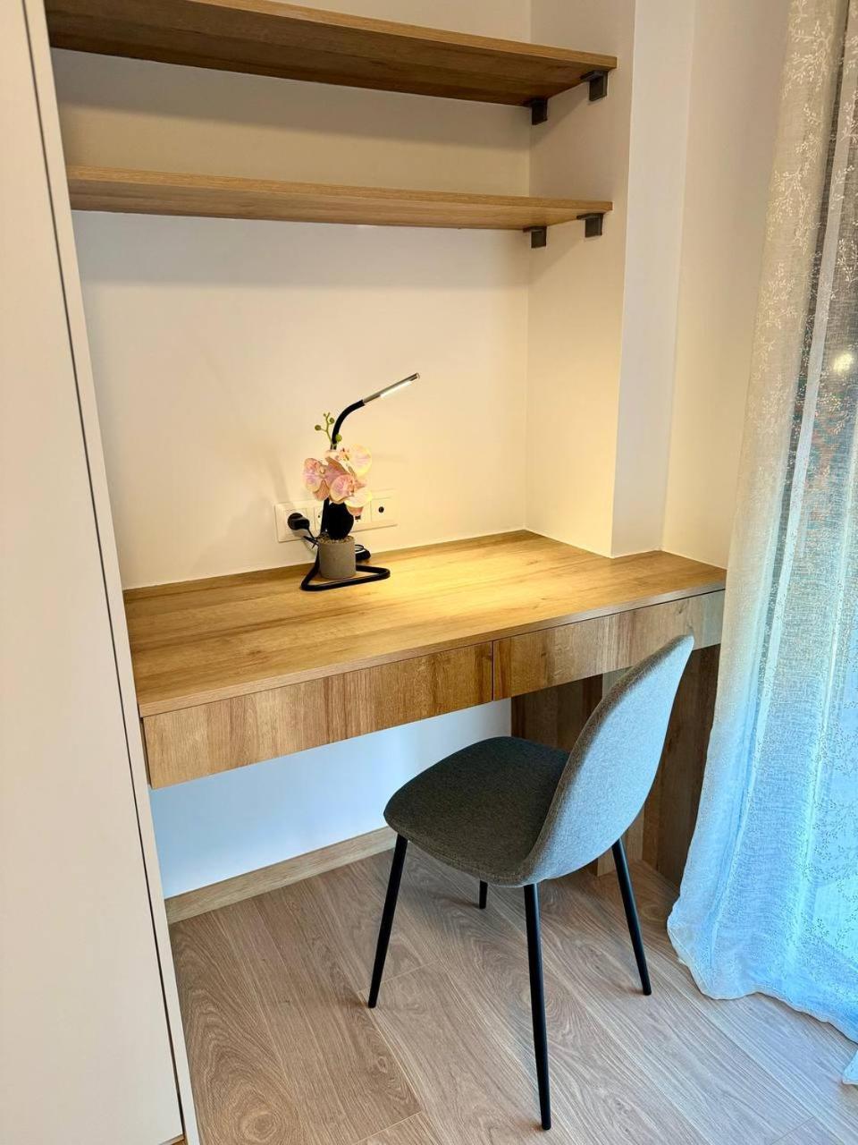 Lux Residence Ampelokipi Athena Bagian luar foto